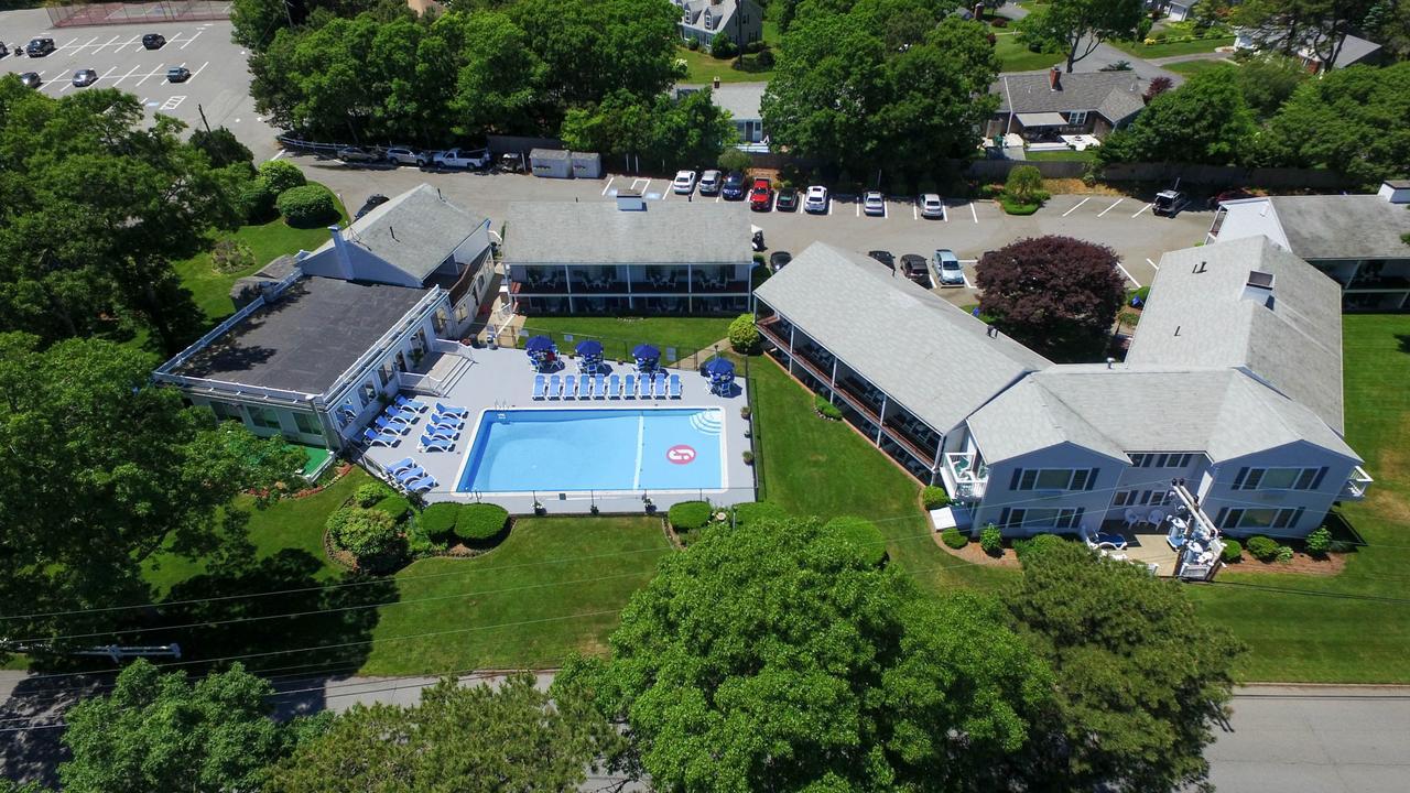 Resort Blue Rock